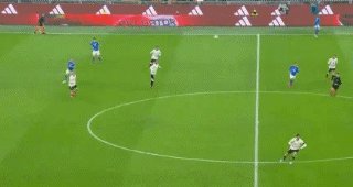 1742510088623096037.gif 意德09.gif