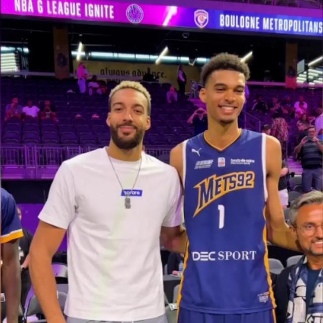 开云智能体验-连续两场统治级表现 篮球世界因文班亚马彻底疯狂