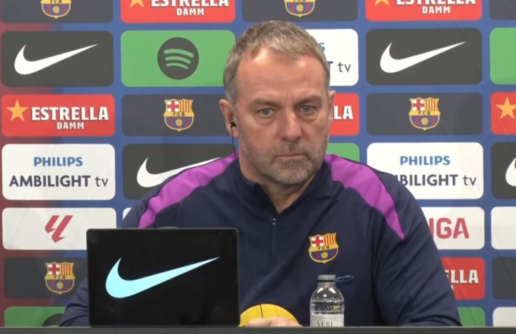 开云智能体验-弗里克：我更像球员祖父而非父亲 莱万需专注本赛季不考虑下赛季