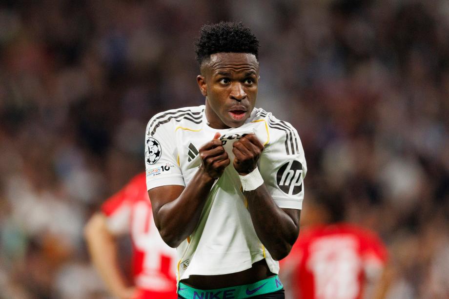 开云智能体验-皇马主场2-1击败本菲卡 总比分3-1淘汰对手晋级16强