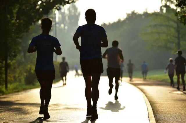 经济下行，2026年、2027年、2028年这三年，六大忠告要记牢！