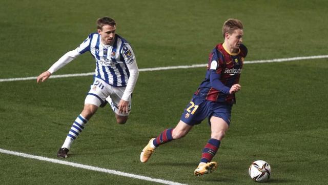 西媒：德容手球判罚有争议 同一裁判执法双标