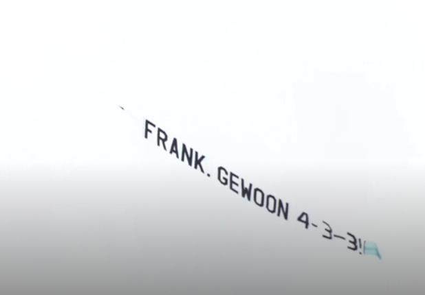 开云智能体验-荷兰主帅：433是不可能的，532难听那我们踢1352